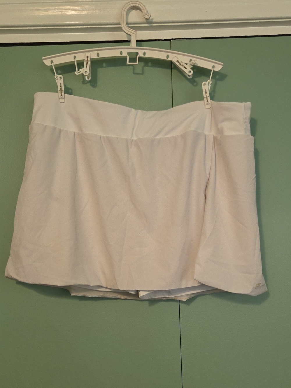 Fabletics White Athletic Skort Size 1x